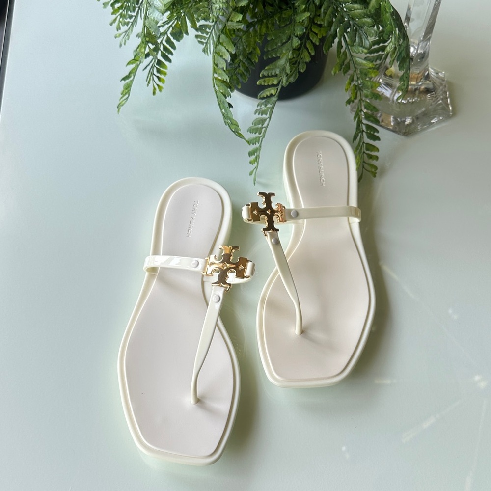 Tory Burch Cream Sandals with Gold Logo
